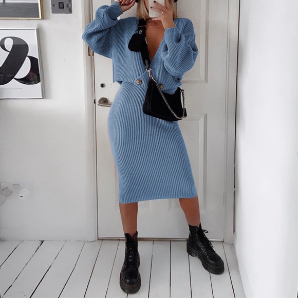 🎥 Blue Cable Knit 2 Piece Skirt Set - Picture 8 of 15
